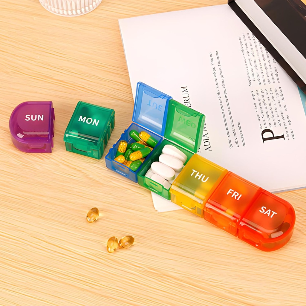 weekly-pill-organizer-1-time-a-day-detac-2.jpg