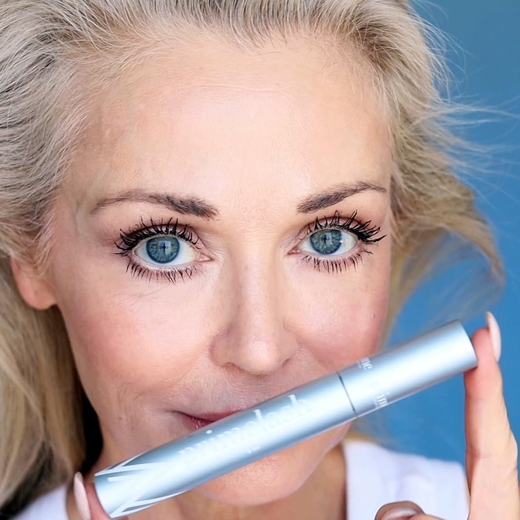 primelash-mascara-for-older-women-volumi-3.jpg
